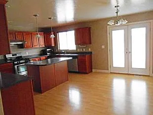 1649 N Grandview Ln #31 — Photo 12