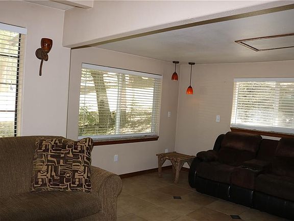 5th image of 962 Eureka Dr