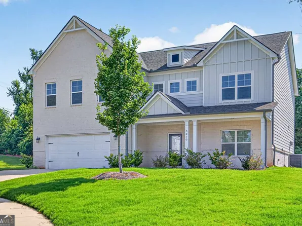 5270 Woodline View Cir, Auburn, GA 30011