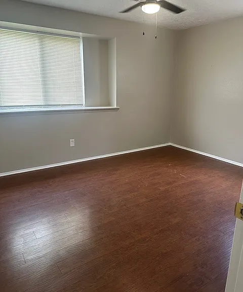 12638 Chiswick Rd — Photo 7