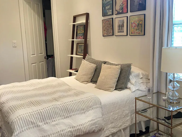725 Peniston St — Photo 10