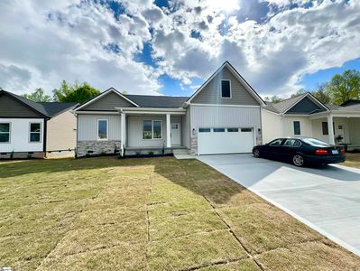 202 Page Creek Blvd, Landrum, SC, 29356