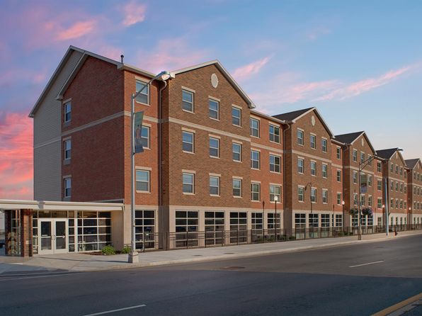 Washington Square Apartments, 117 Washington Ave, Schenectady, NY 12305