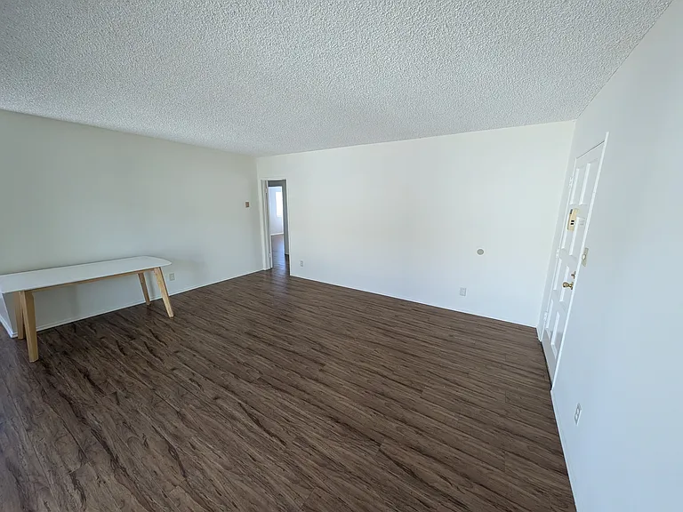 Tilden Apartments — Photo 21