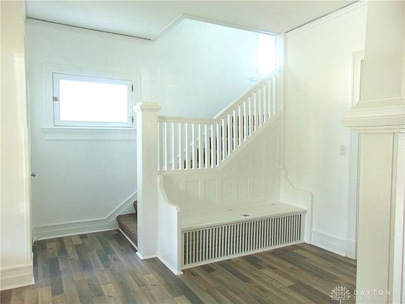 3rd image of 918 Ferndale Ave