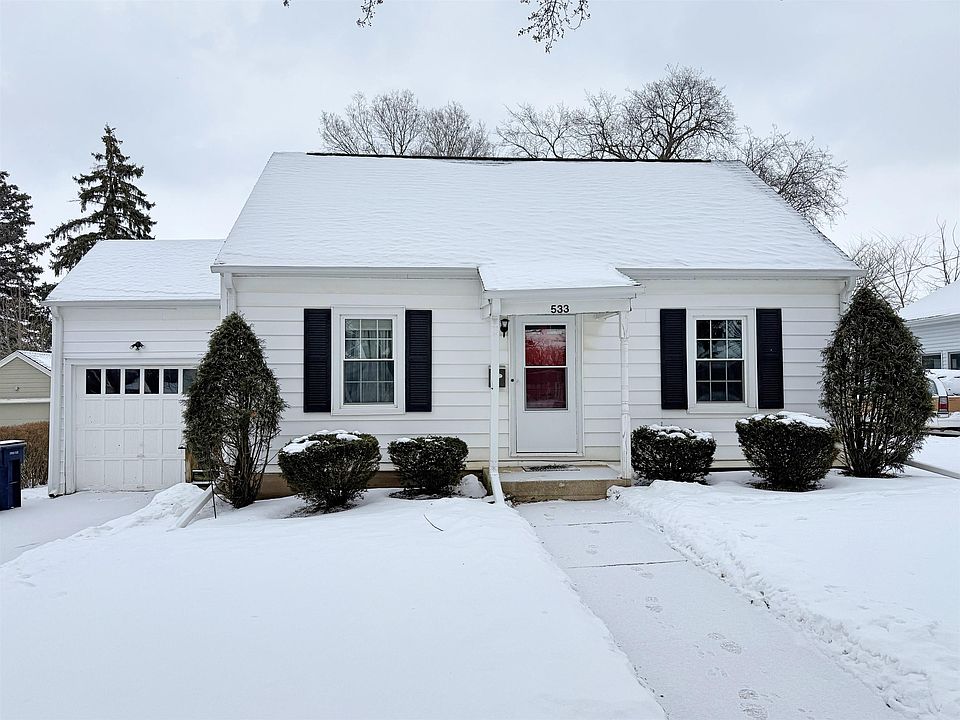 1st image of 533 Bostwick Ave