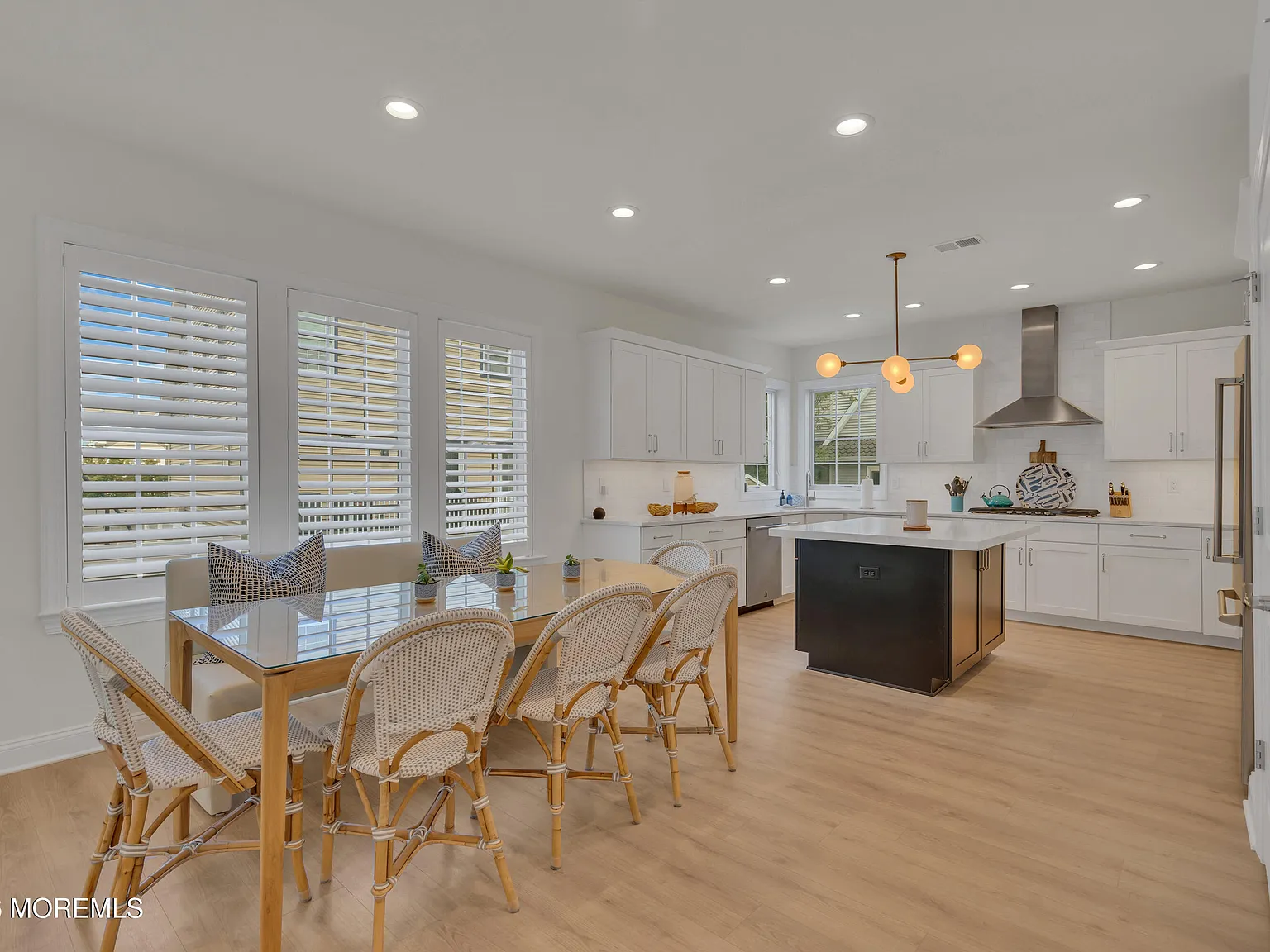 5 bed, 4.5 bath, 2800 sqft, $12,000 — Photo 4