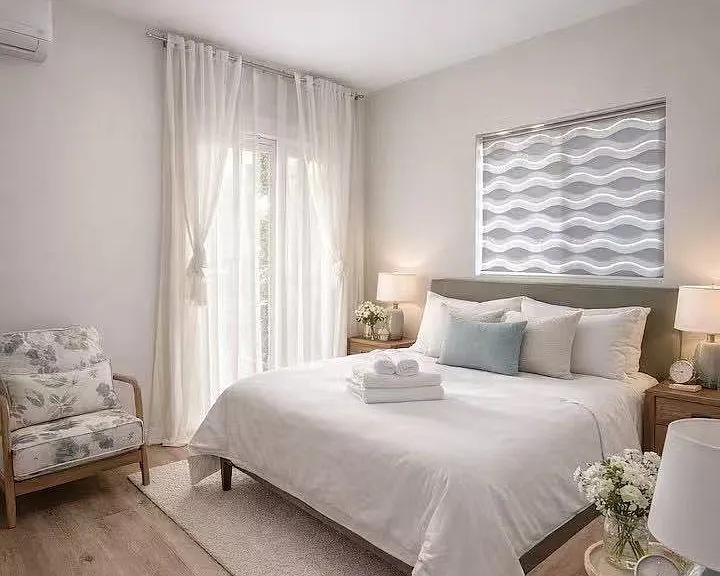 559 E Juanita Ave — Photo 5