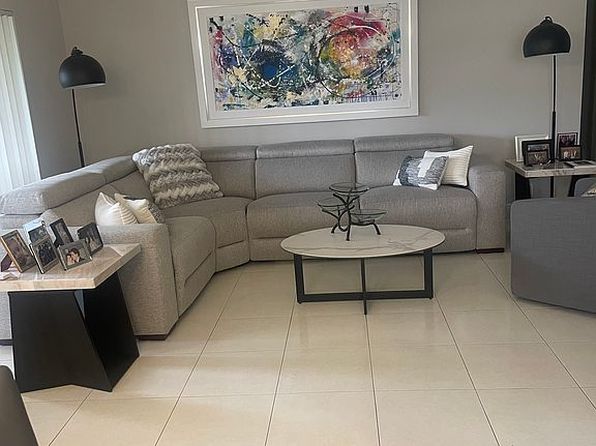 10359 S Circle Lake Dr APT 101