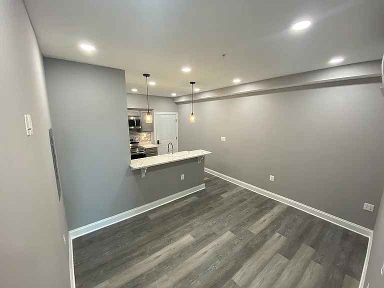 414 S Conkling St #6 — Photo 9