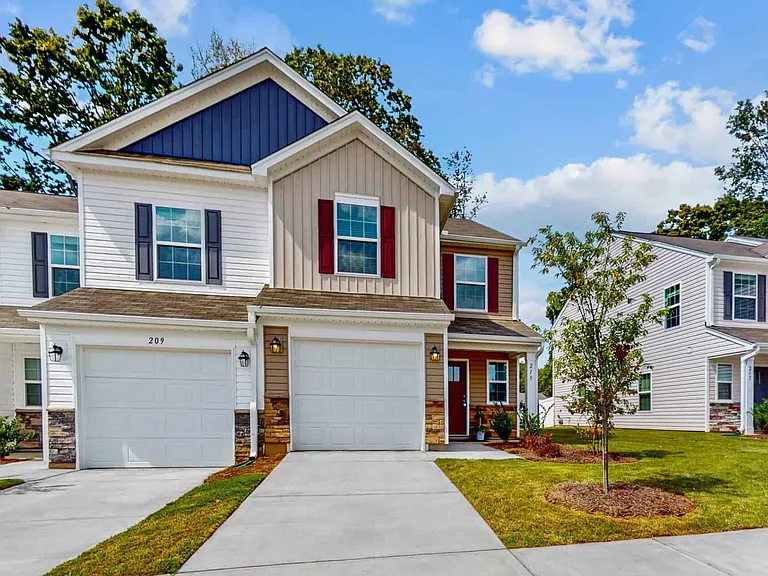 L Attitude 34 Dillard Creek — Photo 21