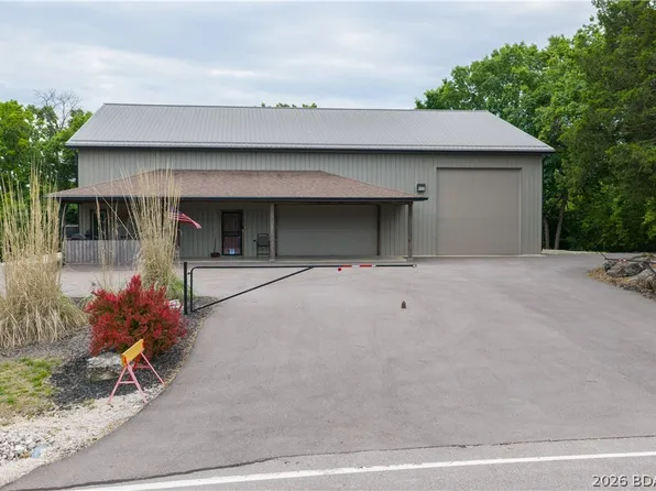1136 Duckhead Rd, Lake Ozark, MO 65049