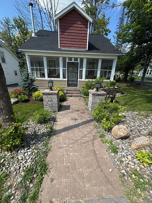 125 Lakeview Ave - Property Image