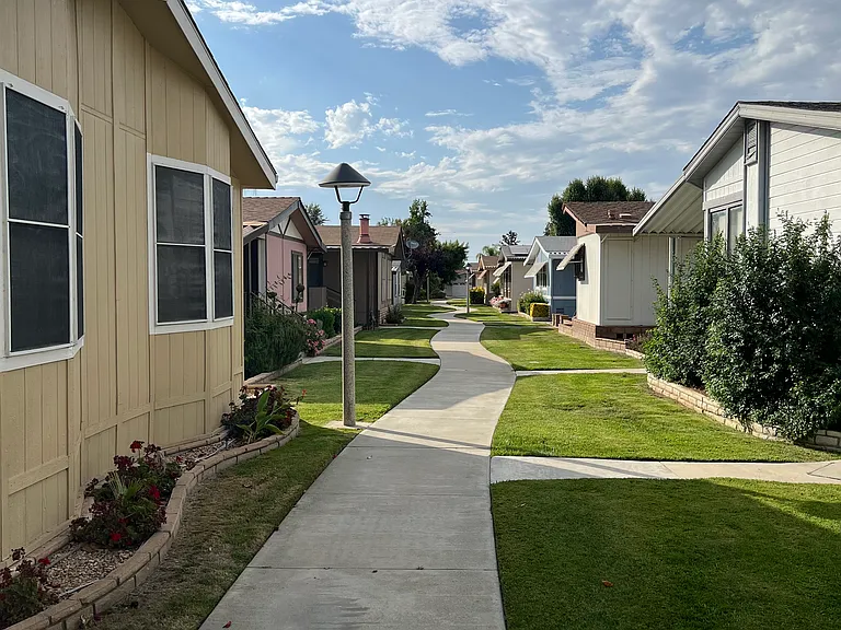 Greenbelt Walkway