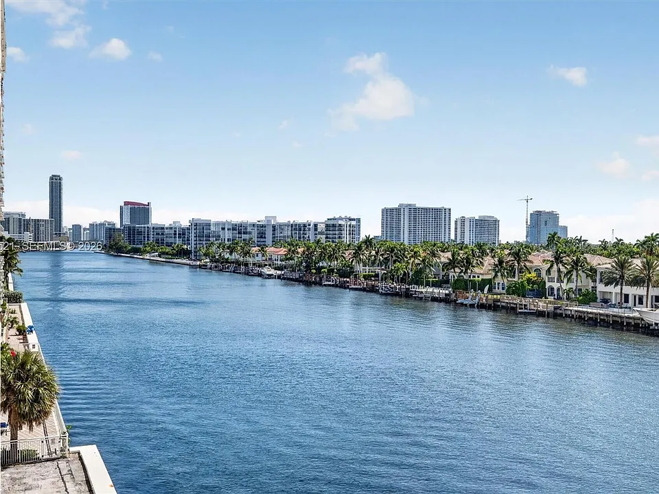 1500 S Ocean Dr #5E