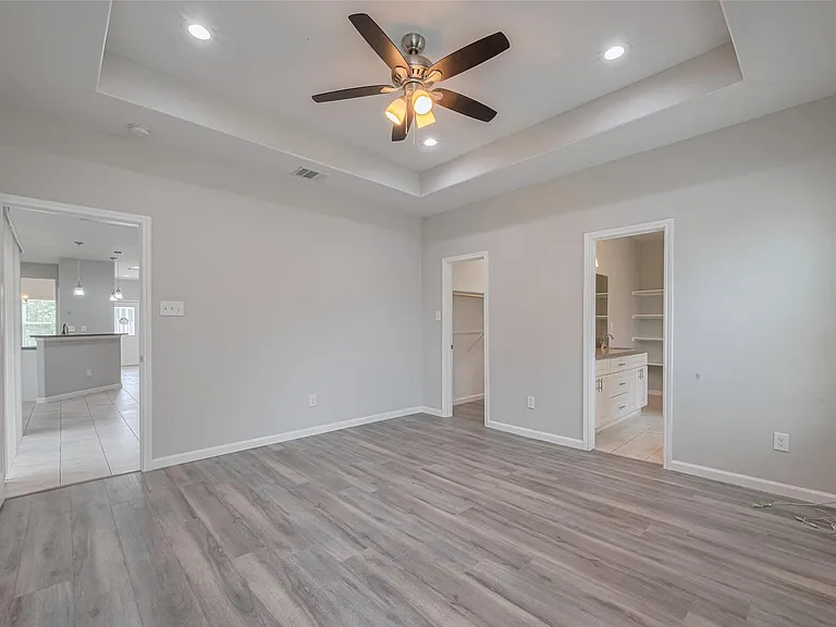 7981 Saint Louis St — Photo 20