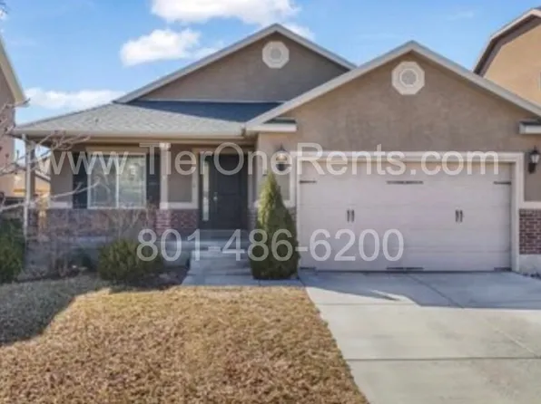 3818 E Rose Hearty Ln, Eagle Mountain, UT 84005