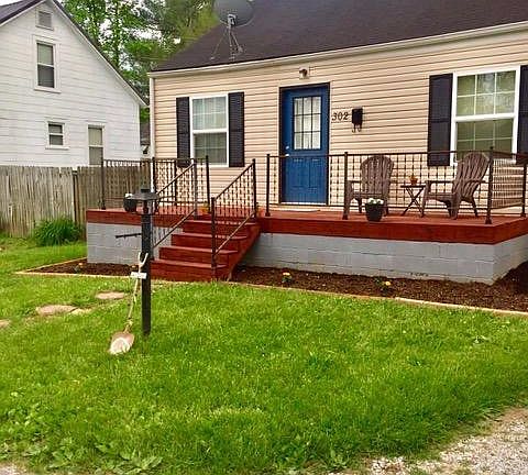 2nd image of 302 Lily St