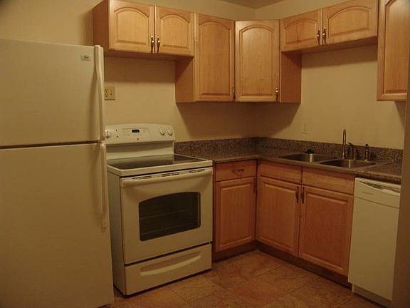 4th image of 4511 McPherson Ave APT 204