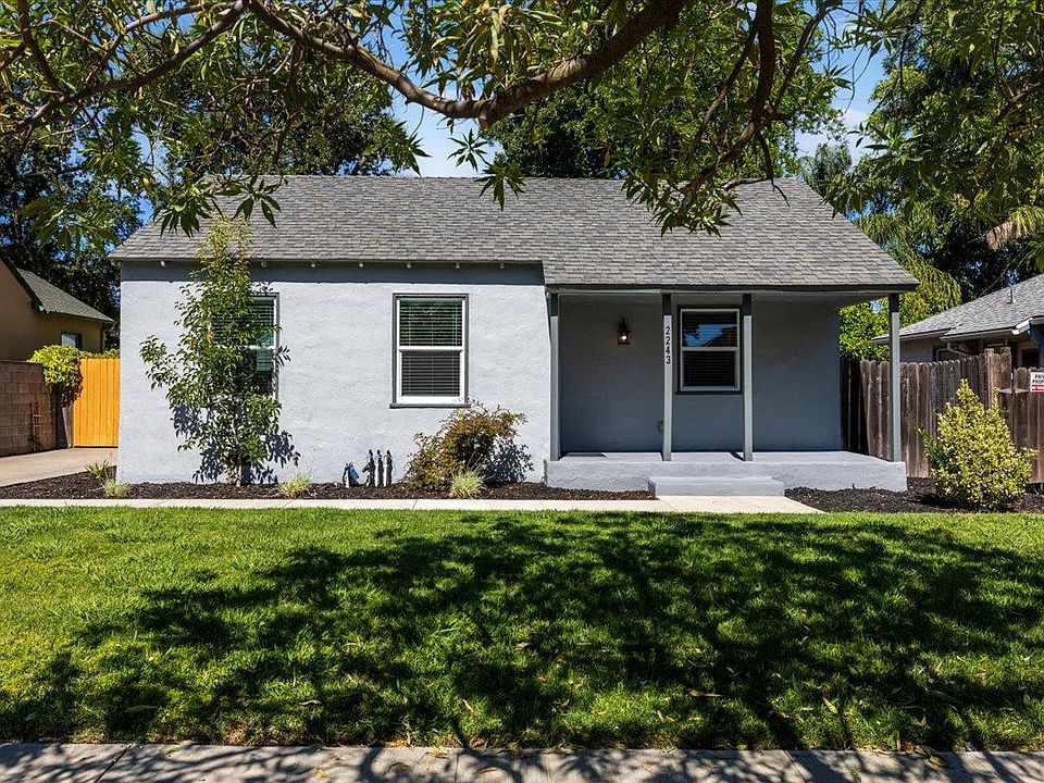 1st image of 2243 Fernley Ave