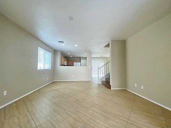 4th image of 7886 Windhamridge Dr