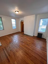 Rented by R New York