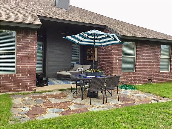 4th image of 6812 NW 136th Ct