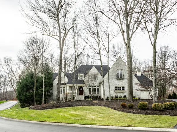 9399 Irishmans Run Ln, Zionsville, IN 46077
