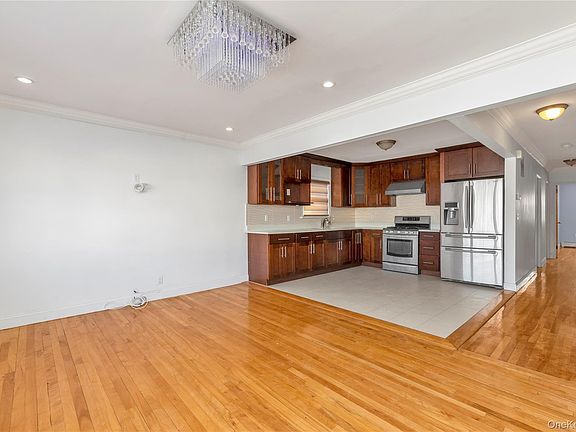 3rd image of 15040 16th Road