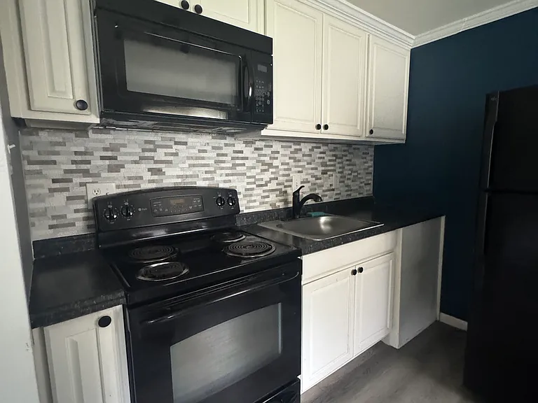 115 Eastern Ave #121 — Photo 5