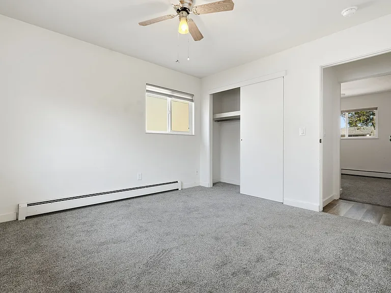 2045 Gunnison Ave — Photo 25