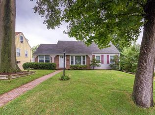 7033 Circleview Dr, Saint Louis, MO 63123