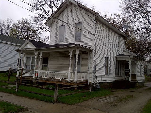 2nd image of 443 S Winter St