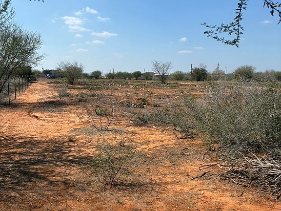 3rd image of 24 Cheyenne