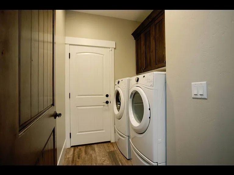 967 W Deep Powder Ct — Photo 9