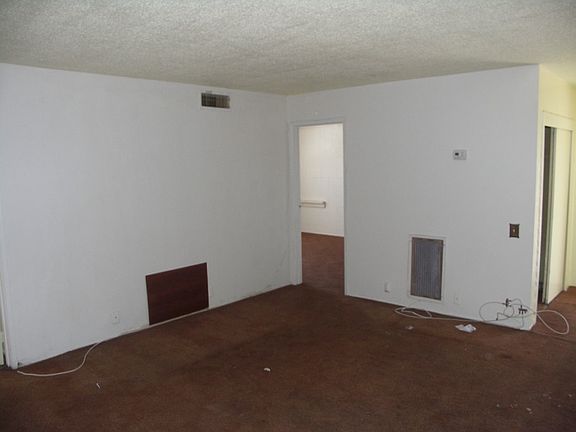 5th image of 698 Northrop Ave APT 2