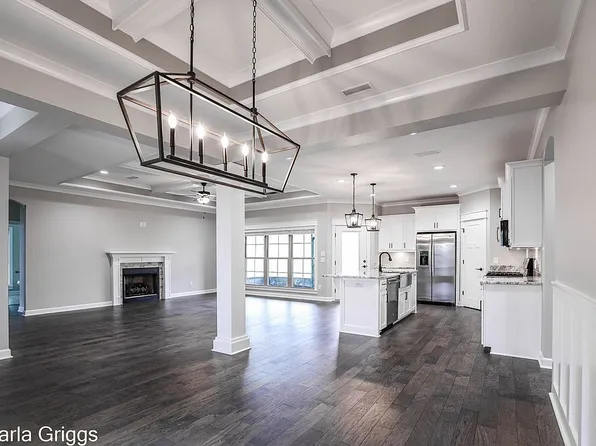 109 Cypress Ln, Enterprise, AL 36330