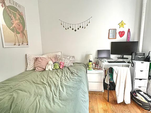 4th image of 1235 1st Ave APT 18