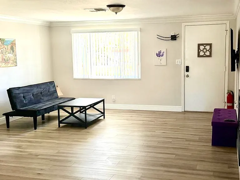 13729 Cox Ave — Photo 9