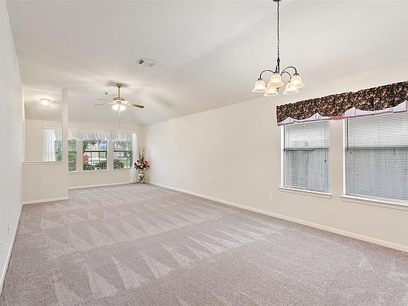 5th image of 18918 Bonners Park Cir