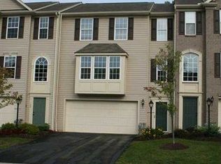 102 Broadstone Dr, Mars, PA 16046