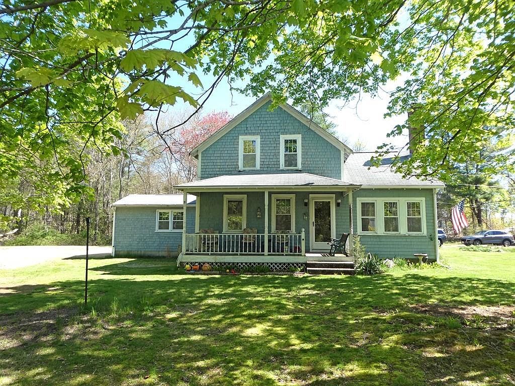 4 Tispaquin St, Middleboro, MA 02346 Zillow