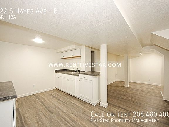 3rd image of 422 S Hayes Ave #B