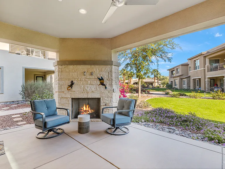 1701 Retreat Cir — Photo 25