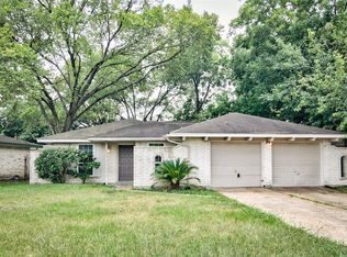 6331 French Chateau Dr, Houston, TX 77088