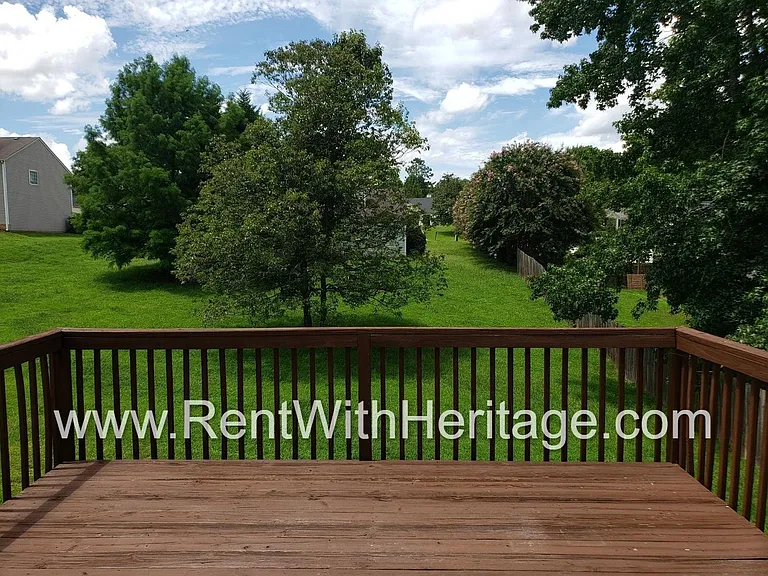 179 Parkview Ln — Photo 41