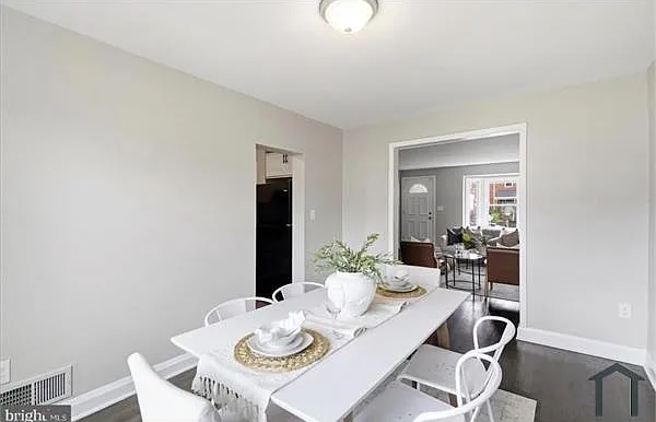 3 bed, $2,700 — Photo 3