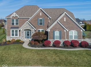 11504 Willow Bend Dr, Zionsville, IN 46077