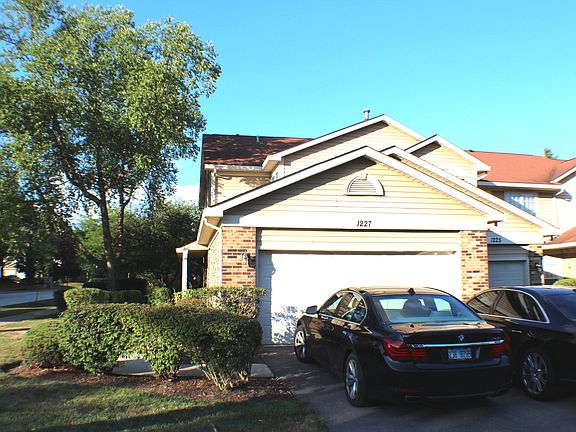 3rd image of 1227 S Parkside Dr