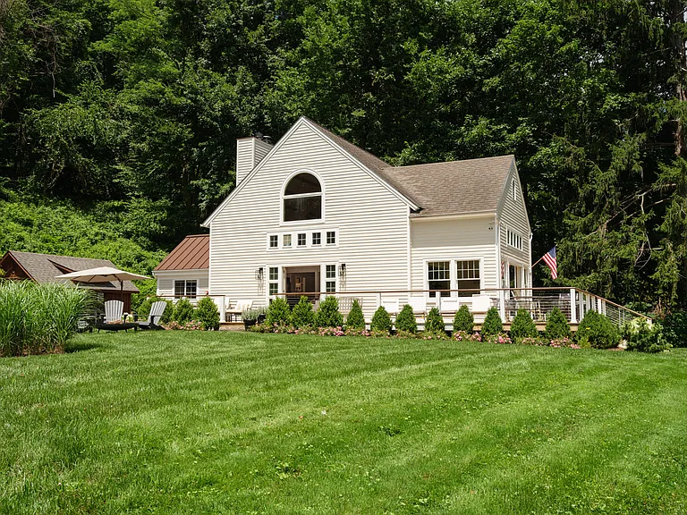 121 Queechy Lake Dr — Photo 6